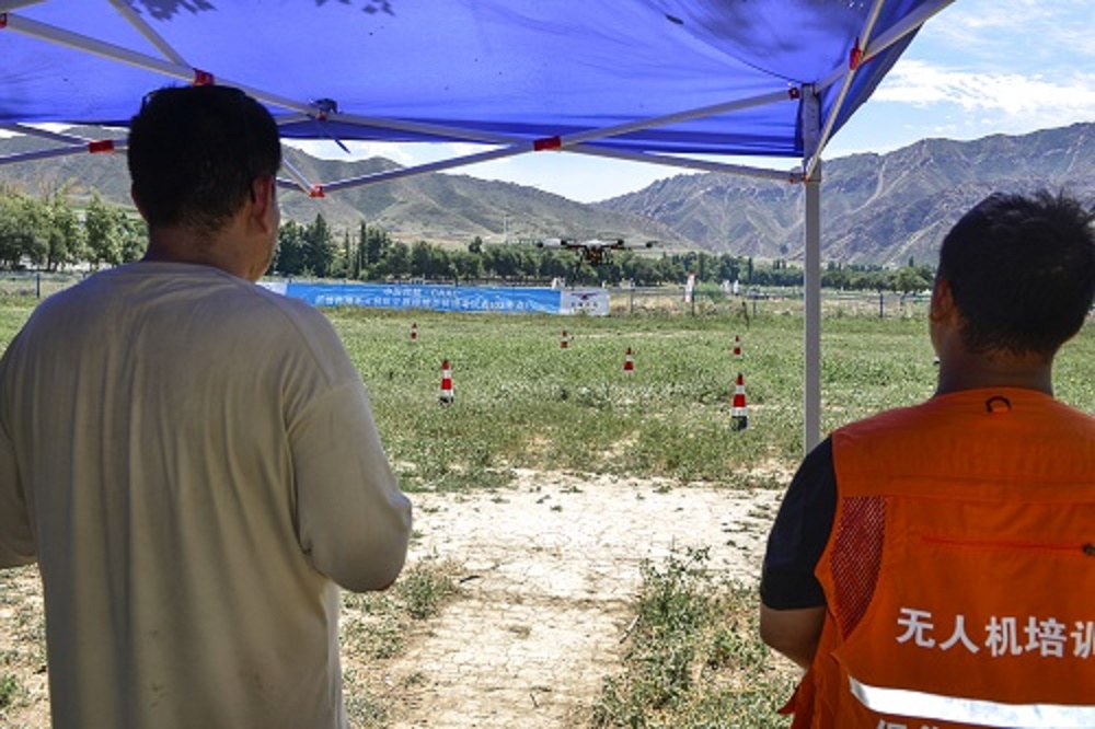 【新疆青少年無人機培訓】入行無人機領域需具備什么條件?-保華潤天航空